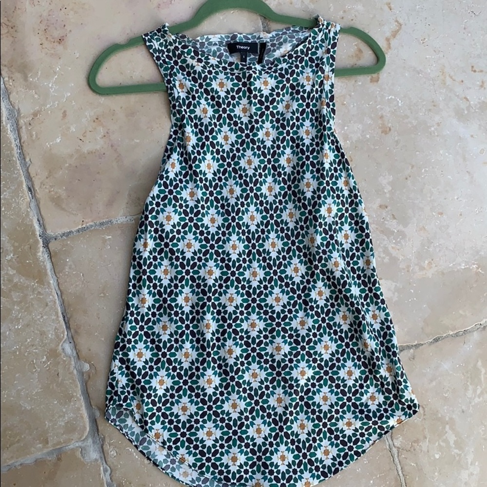 Theory sleeveless top with sweet pattern